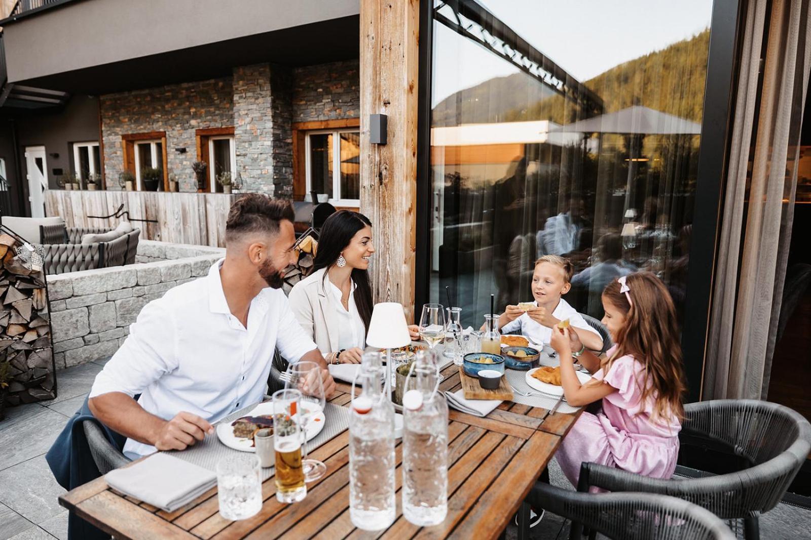 Hofgut Apartment & Lifestyle Resort Ваграйн Екстериор снимка